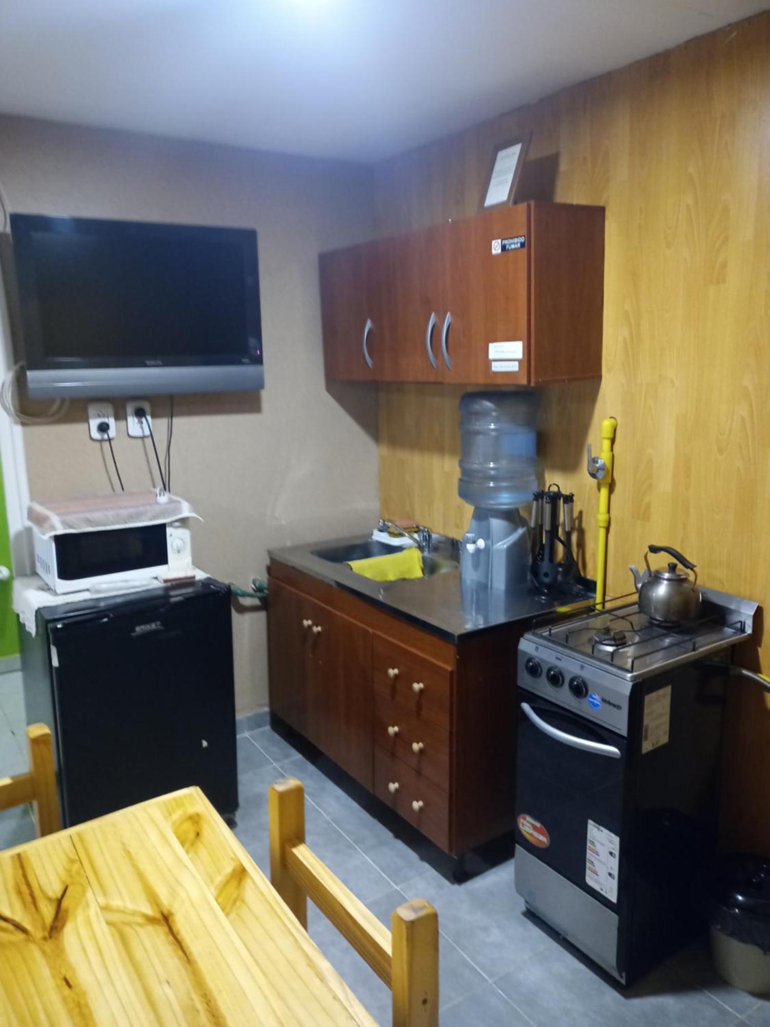 Hospedaje "San Andres" Gobernador Gregores Extérieur photo